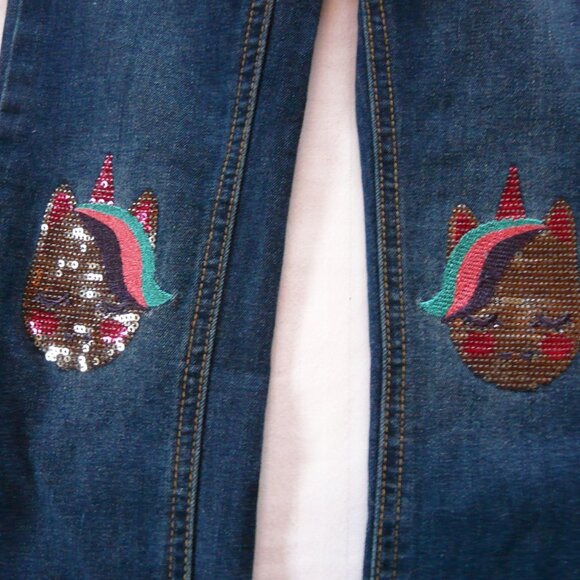 Girls Size 6-7 Bottoms Lot - Three pants one skirt - Picture 8 of 9